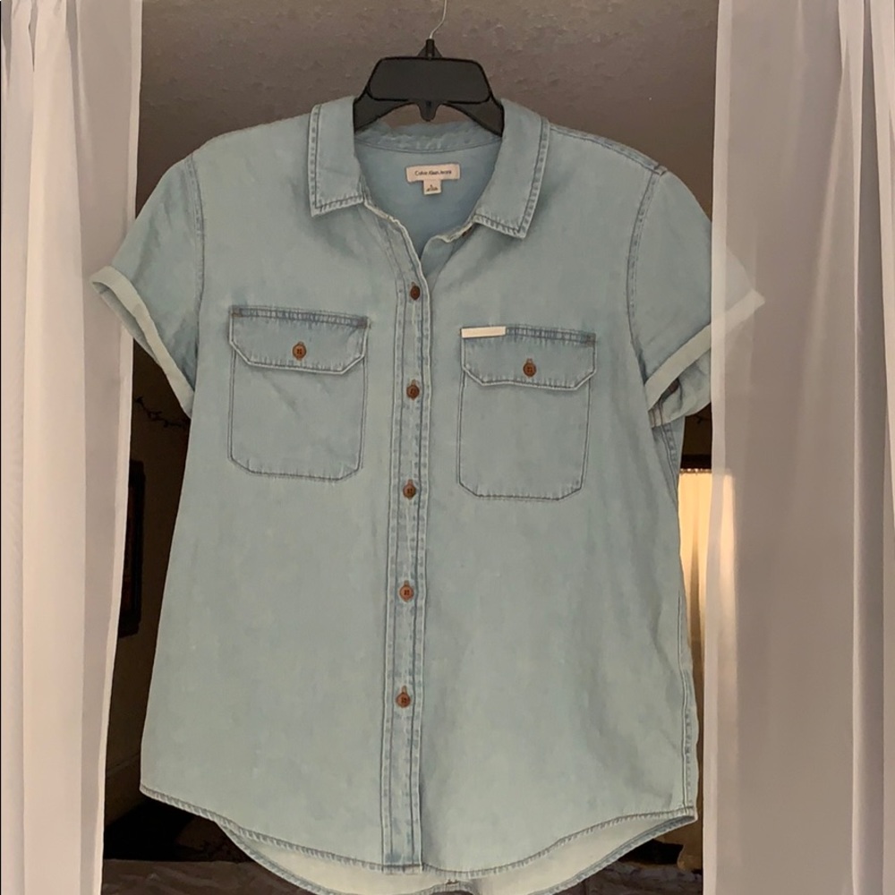 Calvin Klein Light Wash Denim Shirt Size L